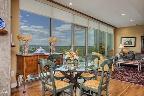 $885,000 | 601 West Rosemary Street, Unit 905, Chapel Hill, NC 27516