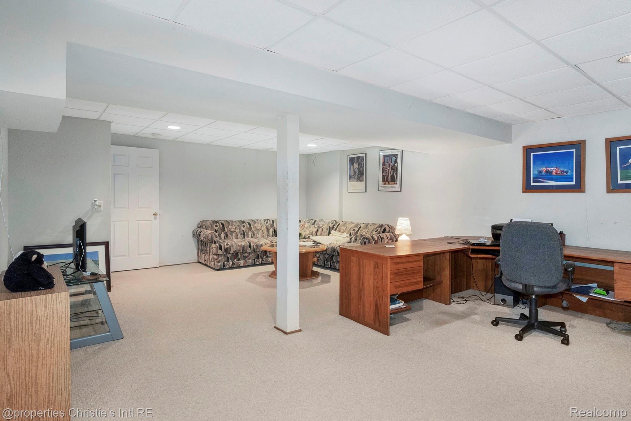 39966 Crosswinds Road Novi, MI 48375 - Photo 16 of 24 _DSF0327.jpg