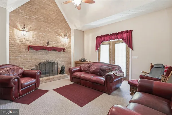 $1,800,000 | 524 South McDaniel Lane, Shenandoah, VA 22849
