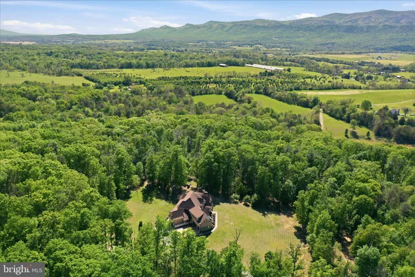 $1,800,000 | 524 South McDaniel Lane, Shenandoah, VA 22849