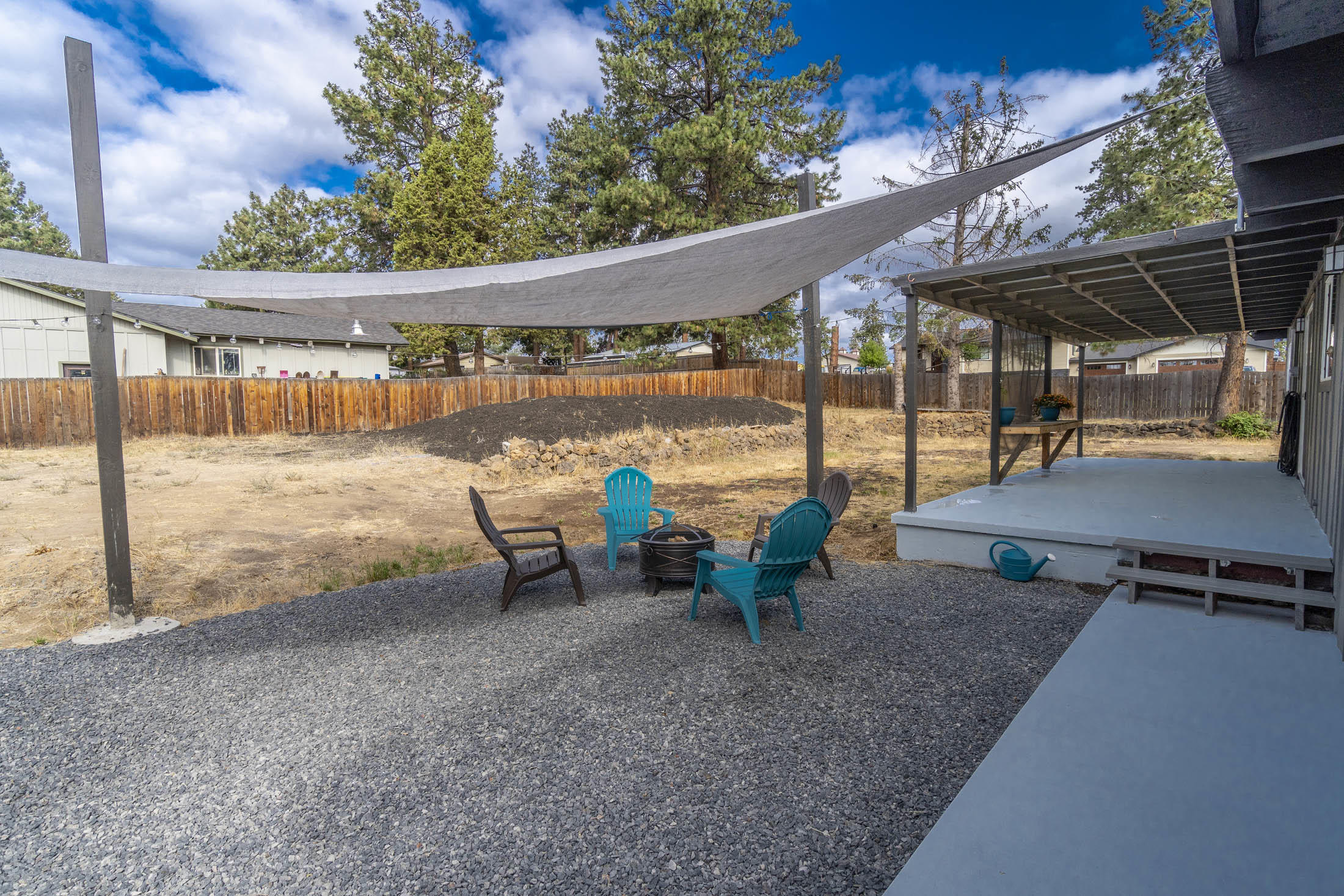 61139 Parrell Road Bend, OR 97702 - Photo 12 of 16 Pic Patio Best