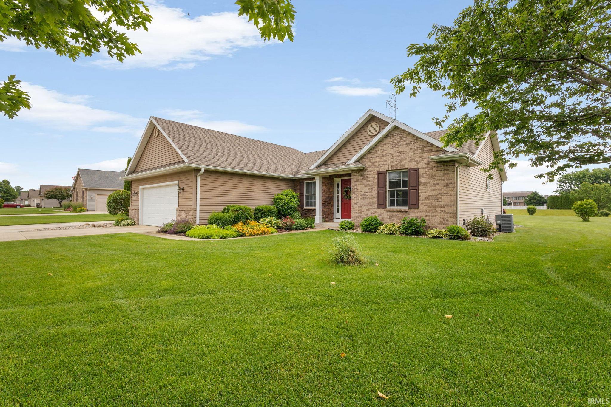 51238 Elm Road Granger, IN 46530 - Photo 3 of 34