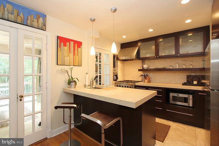 2032 Tunlaw Road Northwest Washington, DC 20007 - Photo 25 of 30 Kitchen