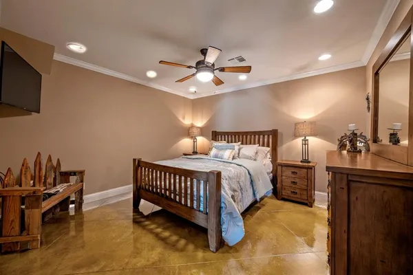 $35,400,000 | 103 Hyde Lake Road, Bennington, OK 74723