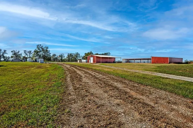 $35,400,000 | 103 Hyde Lake Road, Bennington, OK 74723
