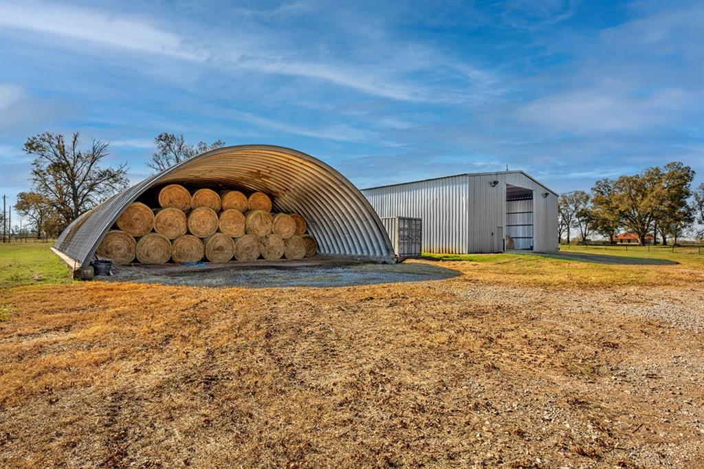 103 Hyde Lake Road Bennington, OK 74723 - Photo 5 of 39 Hay barn