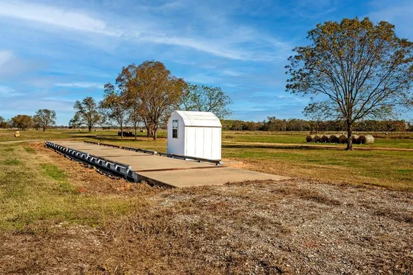 $35,400,000 | 103 Hyde Lake Road, Bennington, OK 74723