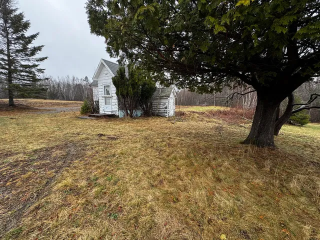 $89,000 | 1248 Kingman Road, Kingman, ME 04451