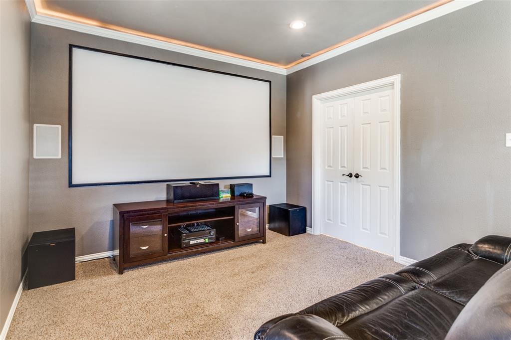 9005 Ranch Bluff Court Benbrook, TX 76126 - Photo 18 of 40