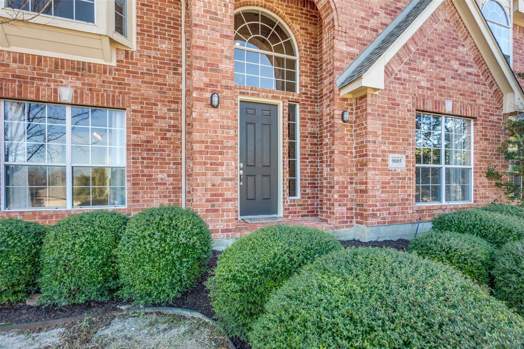 9005 Ranch Bluff Court Benbrook, TX 76126 - Photo 2 of 40
