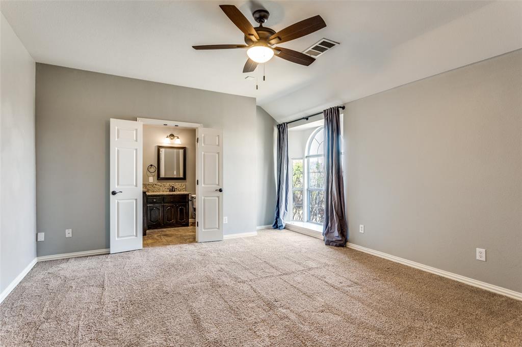 9005 Ranch Bluff Court Benbrook, TX 76126 - Photo 22 of 40