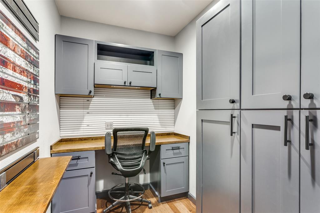 9005 Ranch Bluff Court Benbrook, TX 76126 - Photo 33 of 40 Butler pantry, office or wine room.