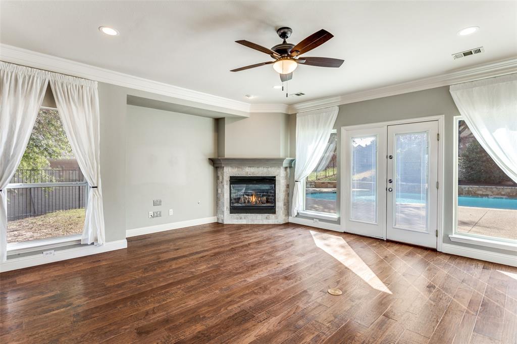 9005 Ranch Bluff Court Benbrook, TX 76126 - Photo 9 of 40