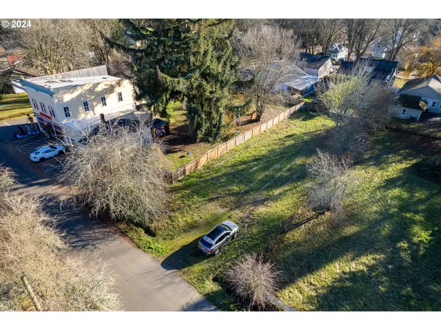 $359,000 | 6650 Northeast Alder Street, Hillsboro, OR 97124