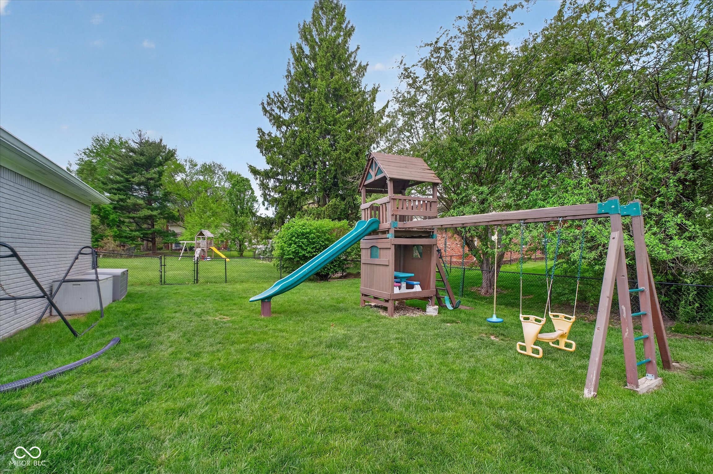 1948 Brewster Road Indianapolis, IN 46260 - Photo 48 of 48