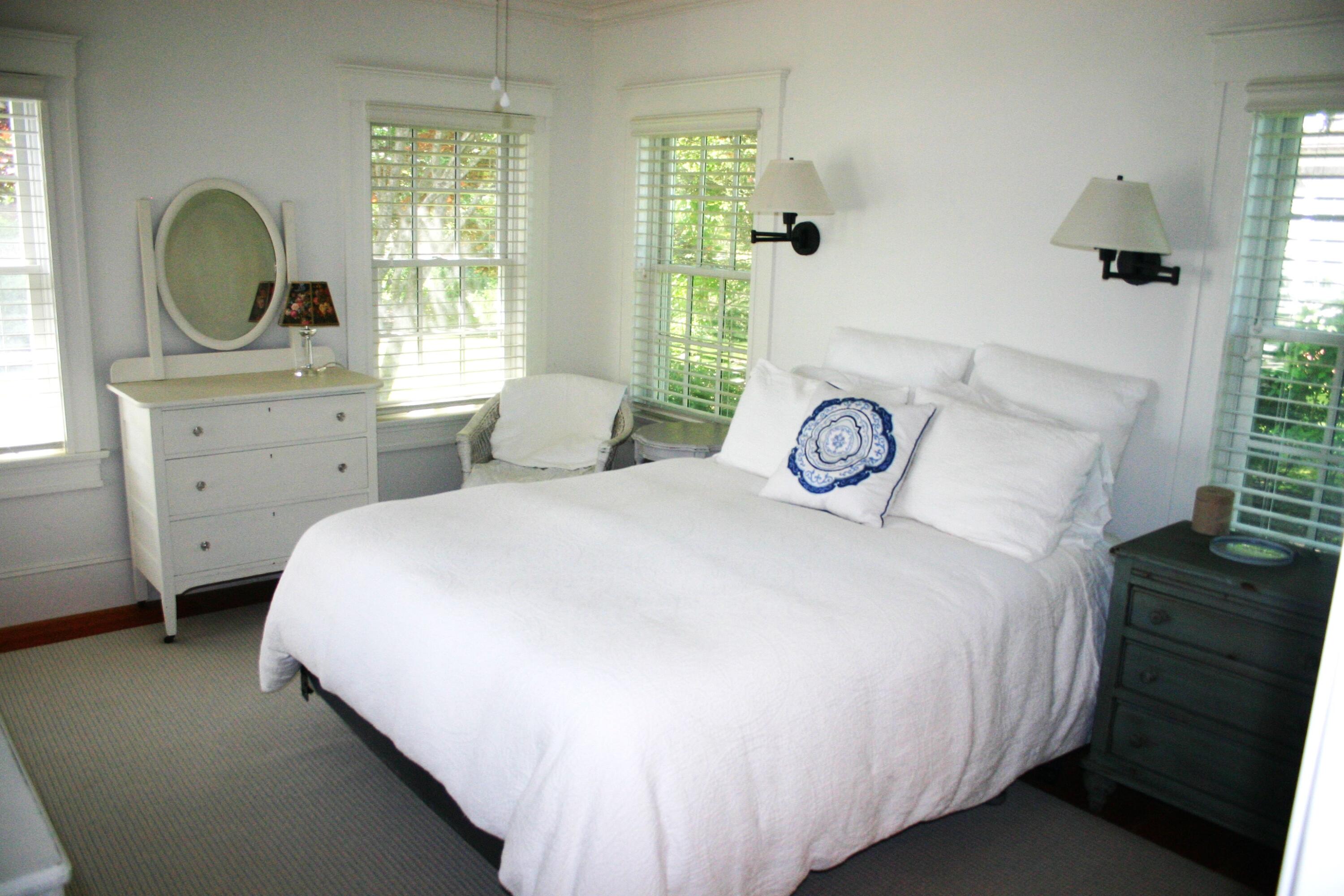 303 Old Harbor Road Chatham, MA 02633 - Photo 18 of 19 Mullin bedroom 4a