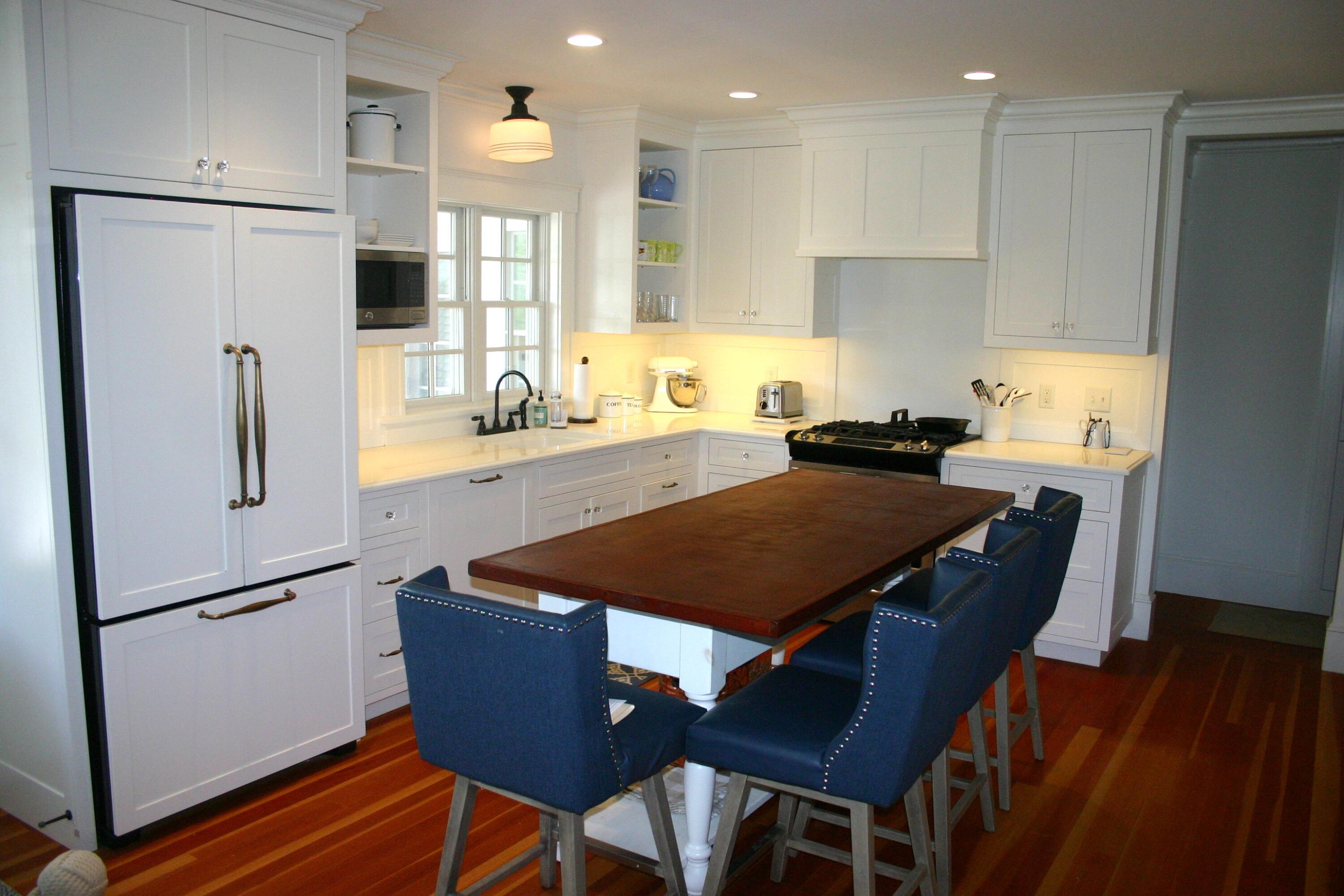 303 Old Harbor Road Chatham, MA 02633 - Photo 10 of 19 Mullin dining kitchen 2