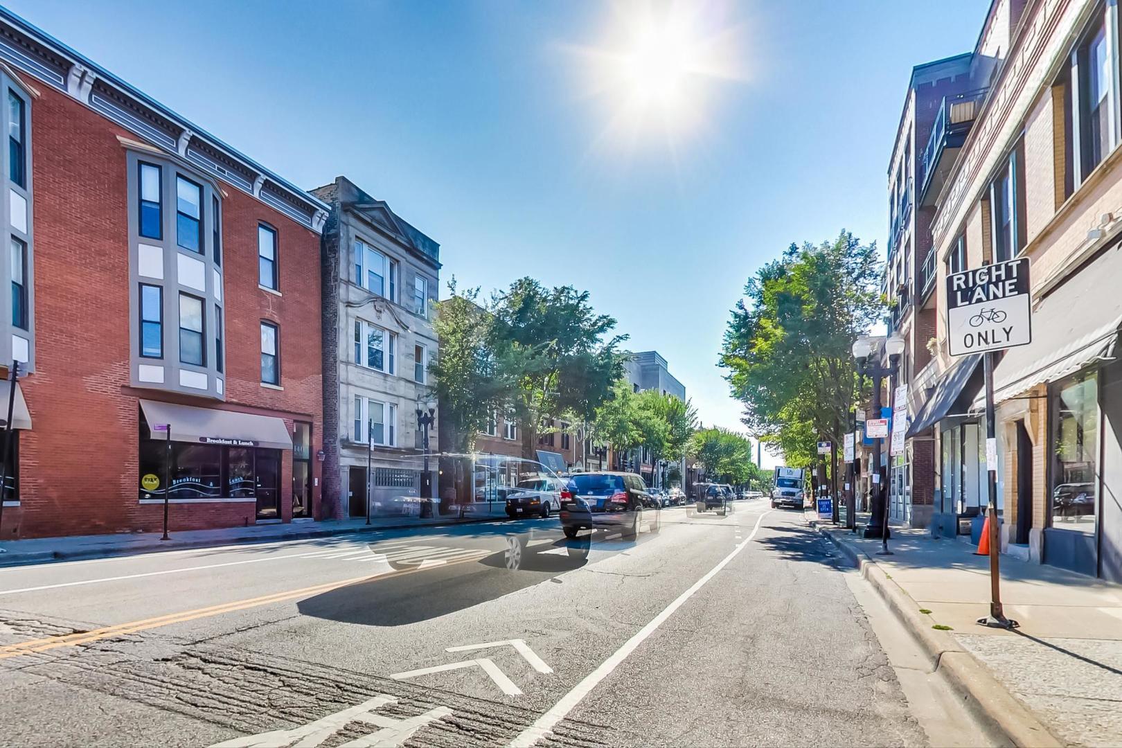 1422 West Lexington Street, Unit 2F Chicago, IL 60607 - Photo 18 of 19 a building with view of street