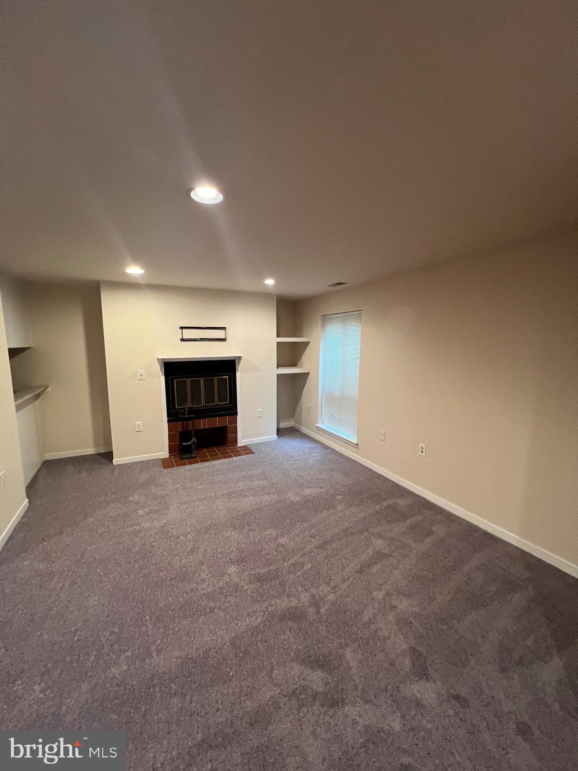 3 Andrew Place, Unit R98 Baltimore, MD 21201 - Photo 4 of 16