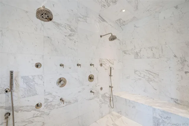 $8,499,000 | 8 Dogwood Hill, Glen Head, NY 11545