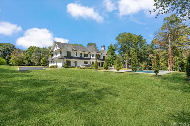 $8,499,000 | 8 Dogwood Hill, Glen Head, NY 11545
