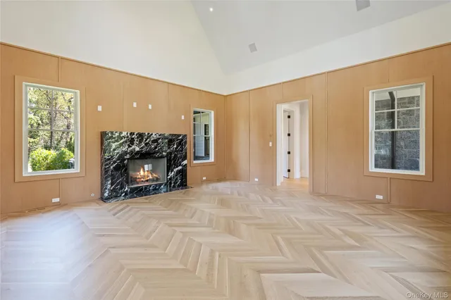 $8,499,000 | 8 Dogwood Hill, Glen Head, NY 11545