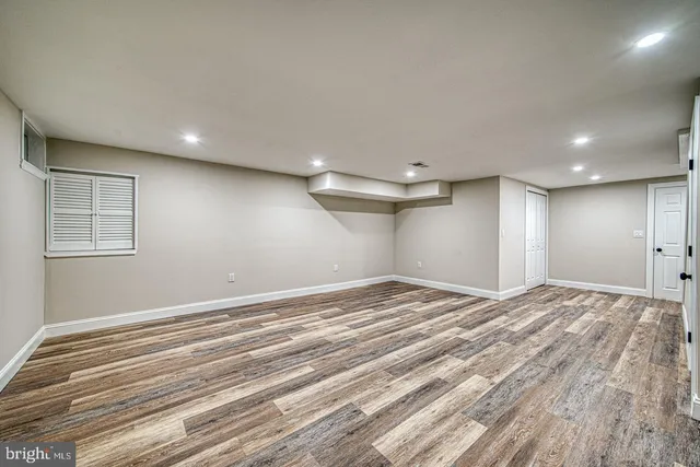 $419,900 | 261 Bishop Drive, Aston, PA 19014