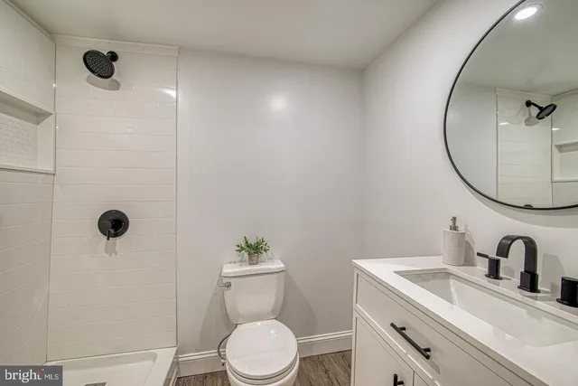 $419,900 | 261 Bishop Drive, Aston, PA 19014