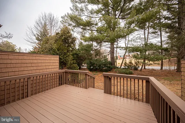 $419,900 | 261 Bishop Drive, Aston, PA 19014