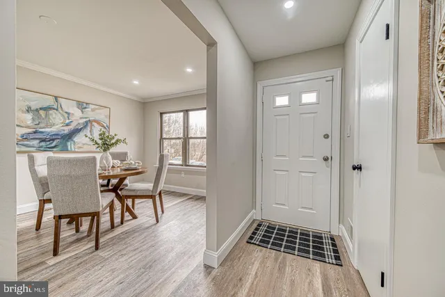 $419,900 | 261 Bishop Drive, Aston, PA 19014