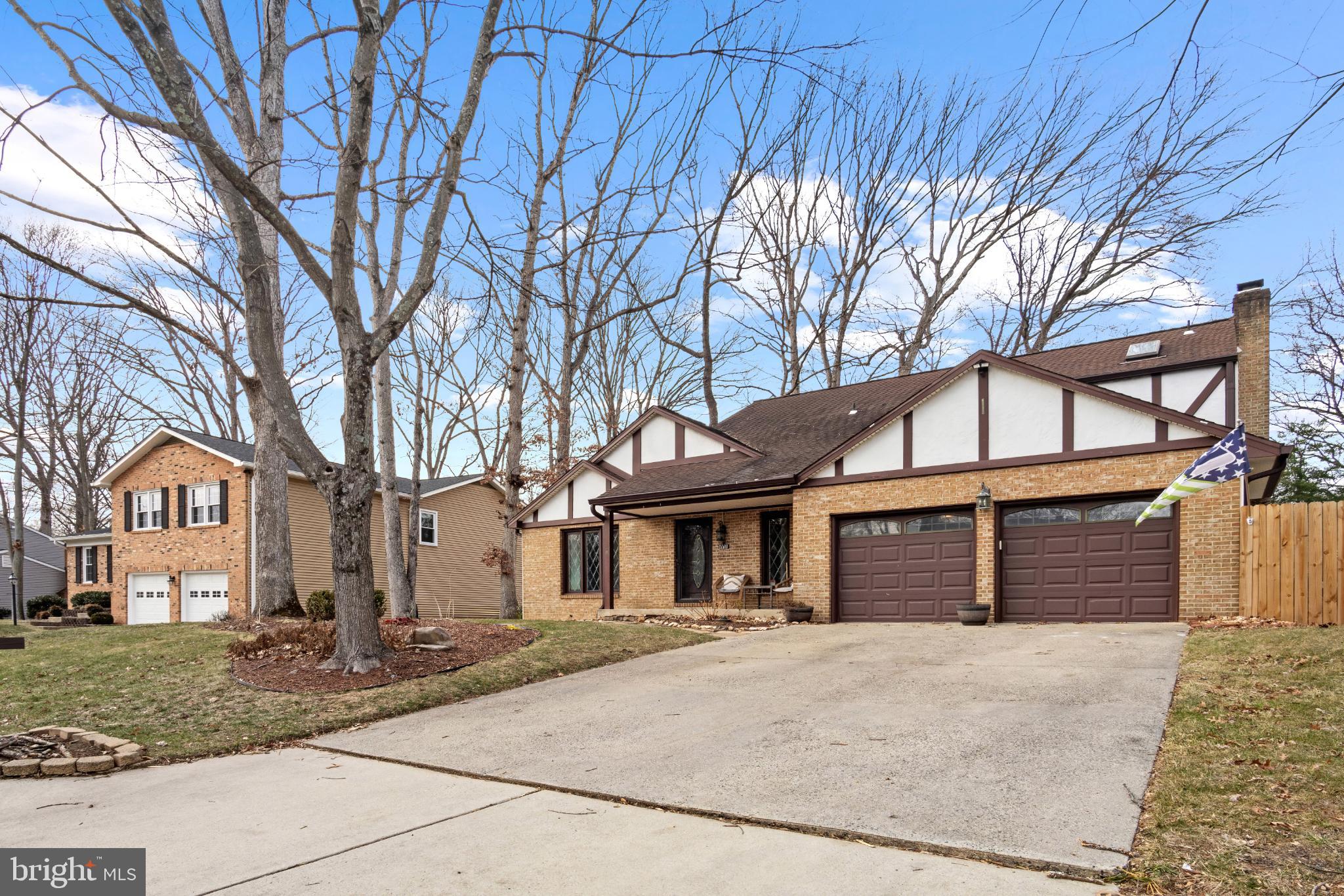 15500 Laurel Ridge Road Dumfries, VA 22025 - Photo 3 of 40 Charming home with inviting curb appeal.