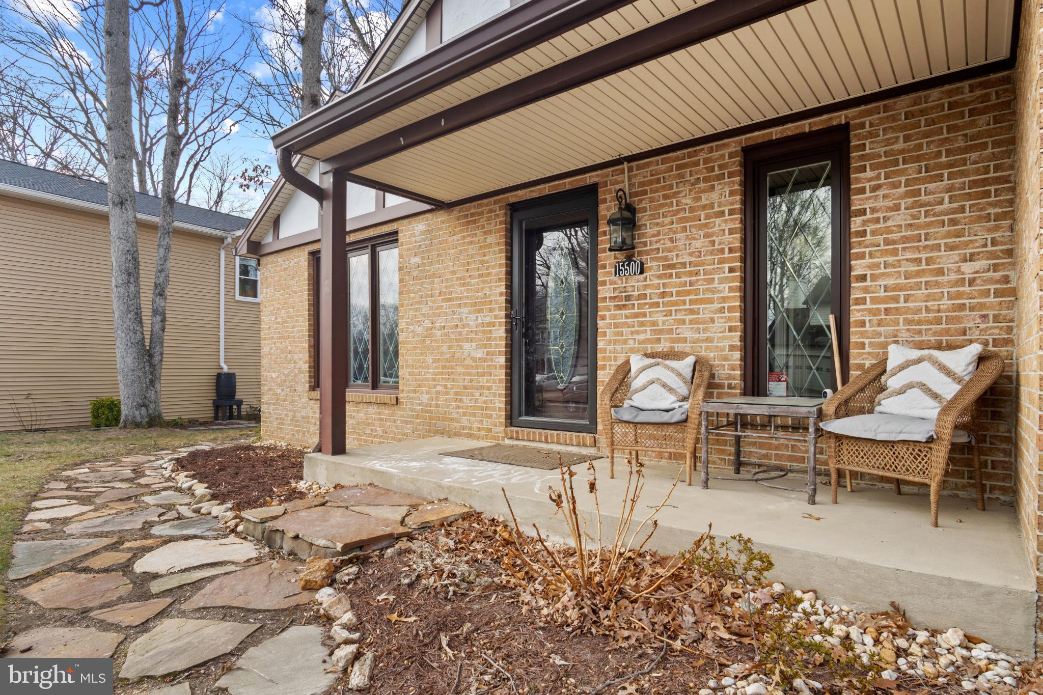 15500 Laurel Ridge Road Dumfries, VA 22025 - Photo 4 of 40 Charming entryway with stone pathway.