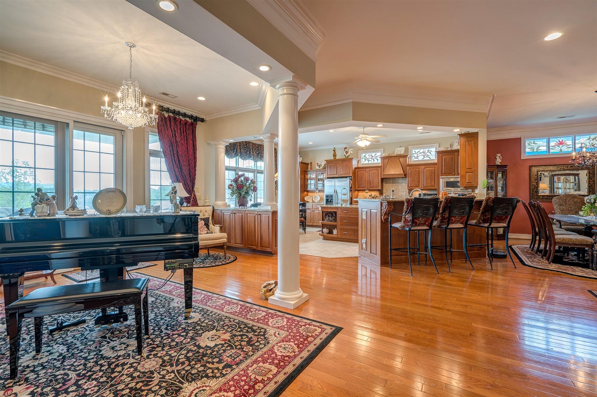 171 Calypso Road Moneta, VA 24121 - Photo 1 of 60 great room area