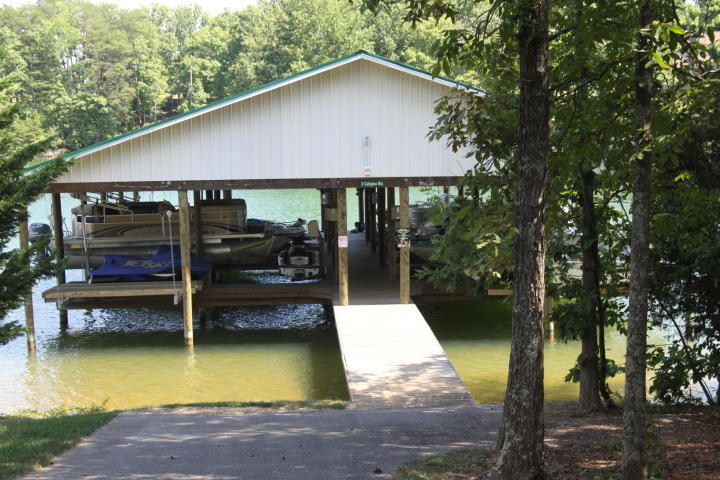 171 Calypso Road Moneta, VA 24121 - Photo 3 of 60 Slip with Lift Included