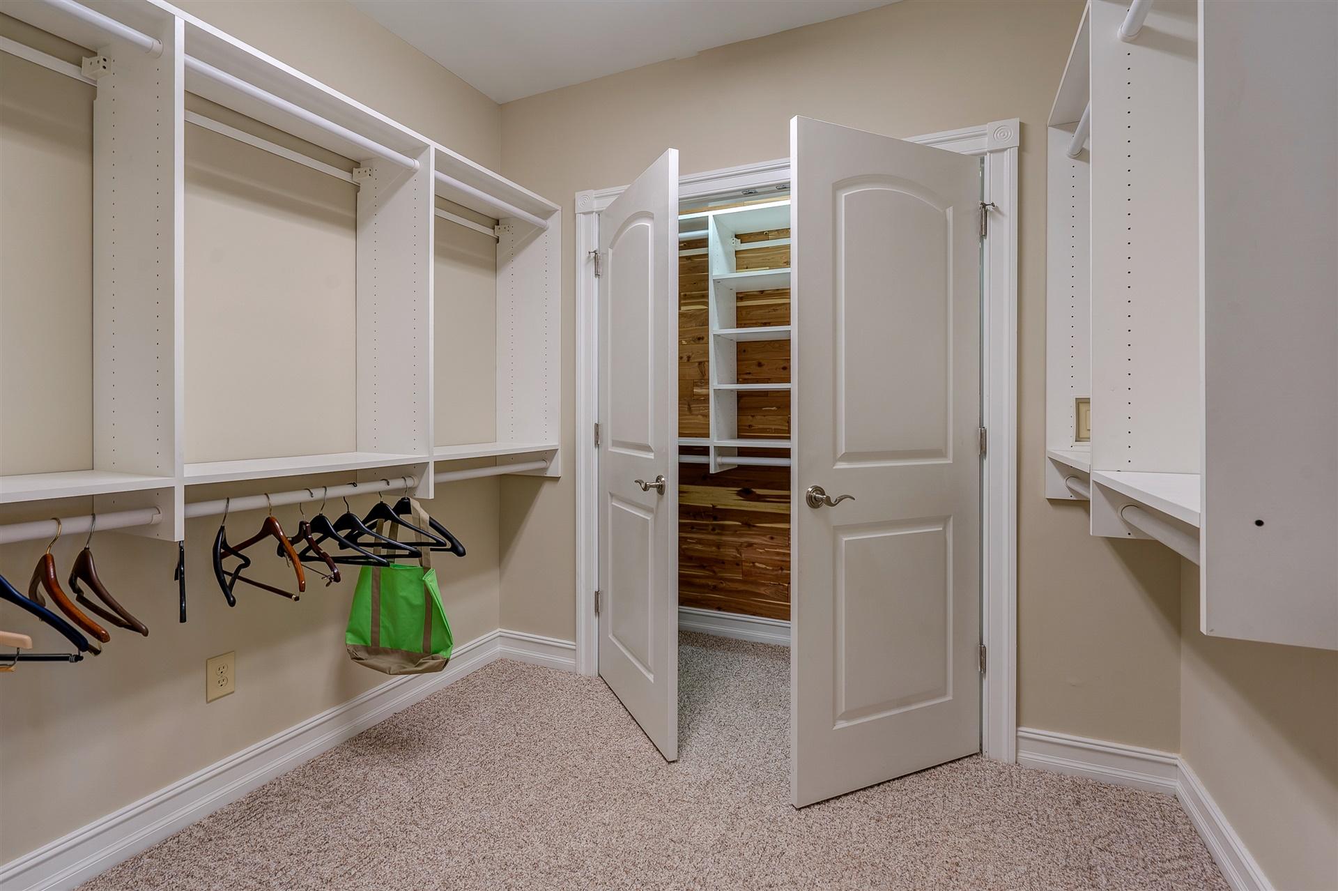 171 Calypso Road Moneta, VA 24121 - Photo 48 of 60 Quilt and Cedar Closets