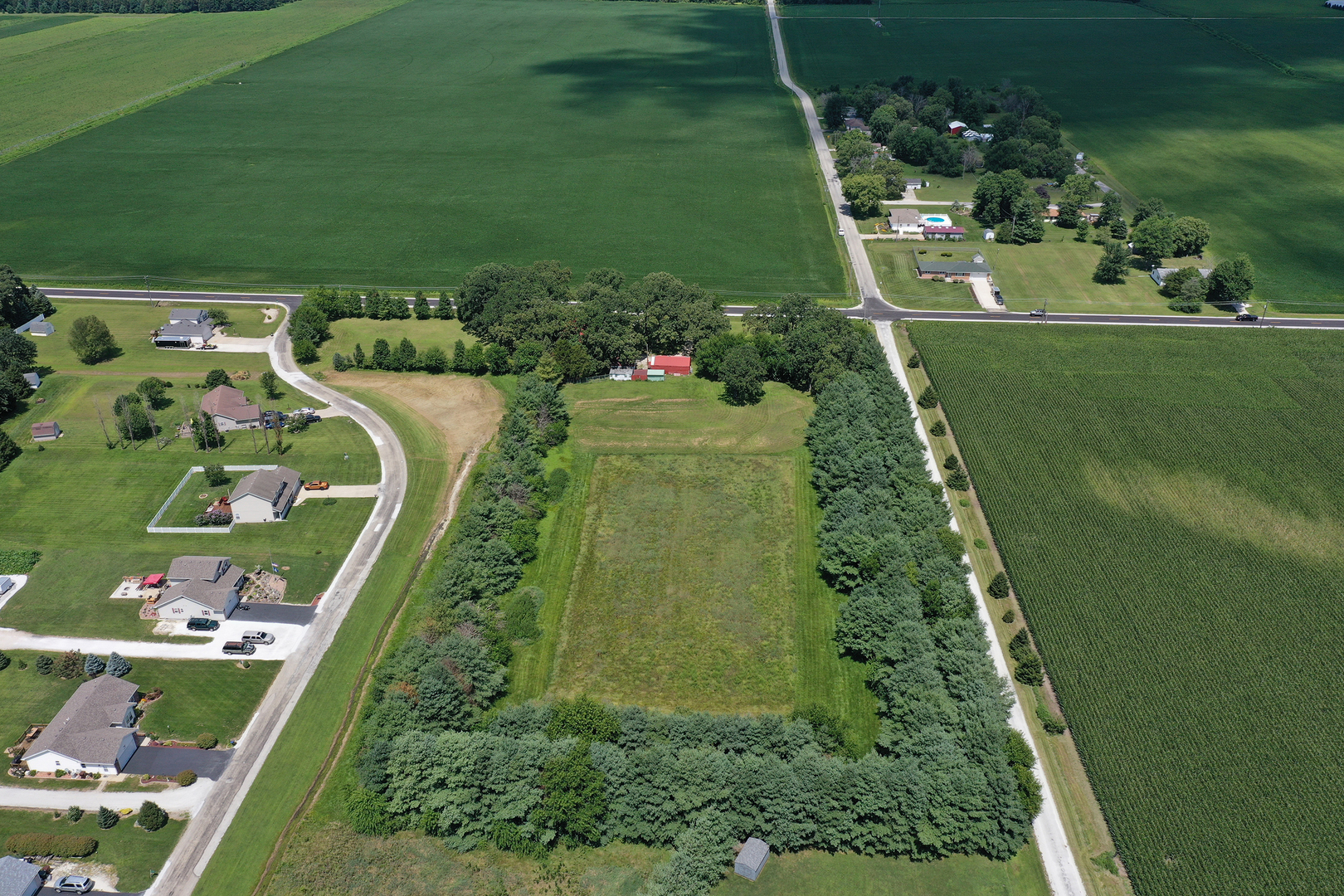 5714 East 3500S Road St. Anne, IL 60964 - Photo 7 of 35 a view of a city