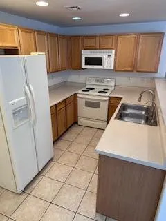 $1,900 | 3150 East Beardsley Road, Unit 1049, Phoenix, AZ 85050