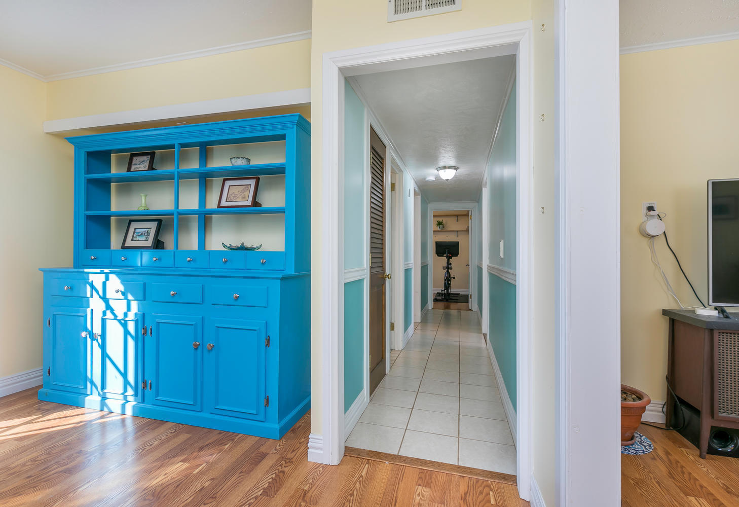 28 Victor Road Portland, ME 04103 - Photo 28 of 44 28 Victor Rd Portland ME 04103-large-025