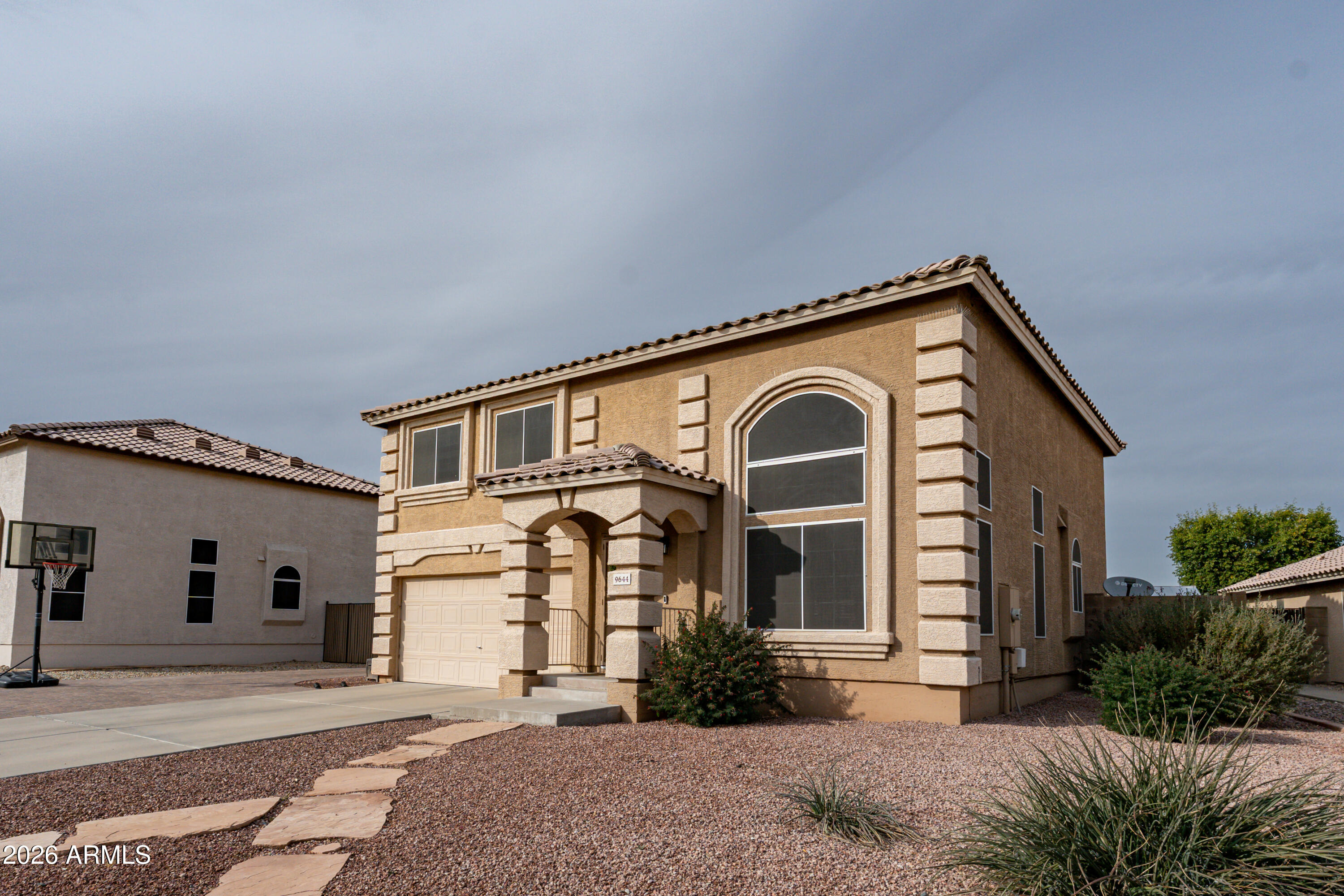 9644 West Hatcher Road Peoria, AZ 85345 - Photo 3 of 36 9644 Hatcher (2 of 3)