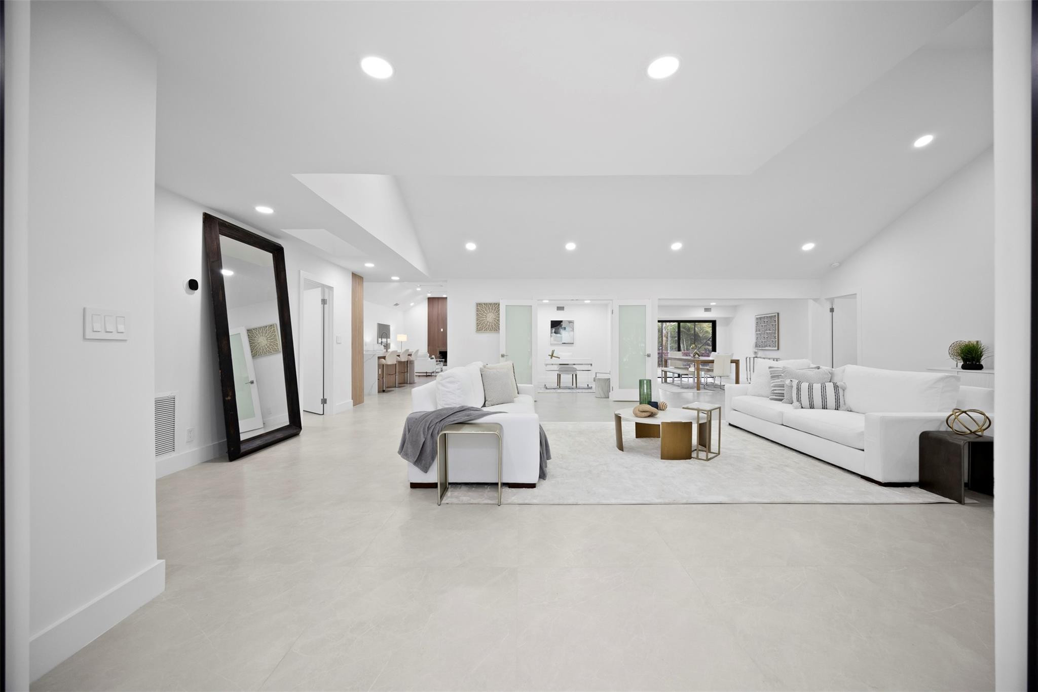 7571 Estrella Circle Boca Raton, FL 33433 - Photo 5 of 74 Formal Living