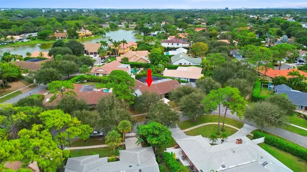 $2,385,000 | 7571 Estrella Circle, Boca Raton, FL 33433