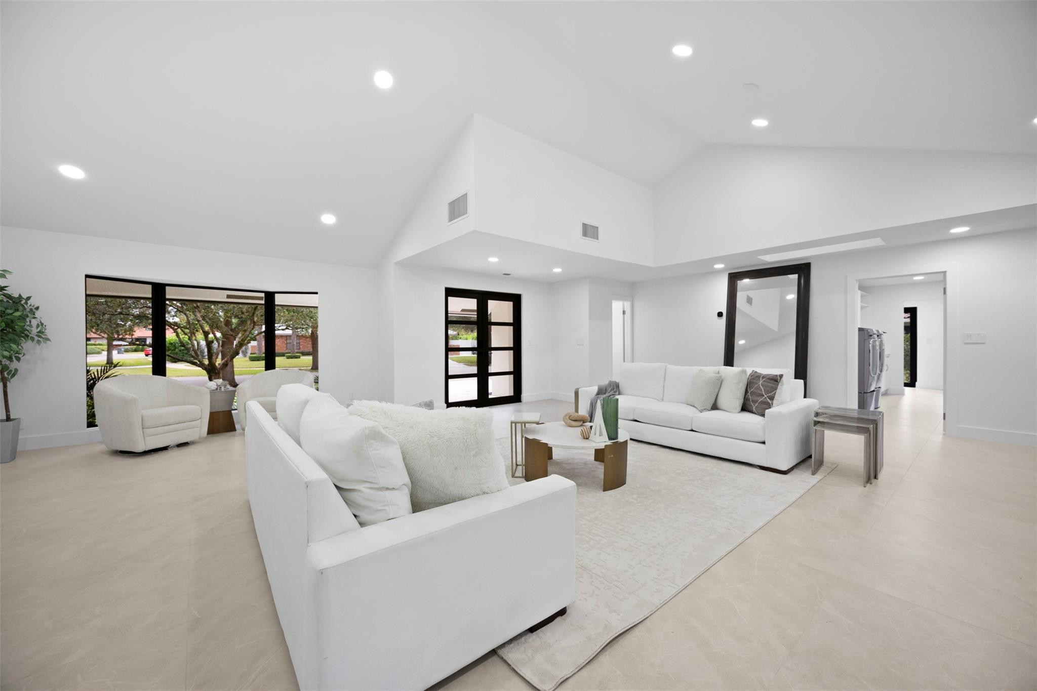 7571 Estrella Circle Boca Raton, FL 33433 - Photo 8 of 74 Formal Living