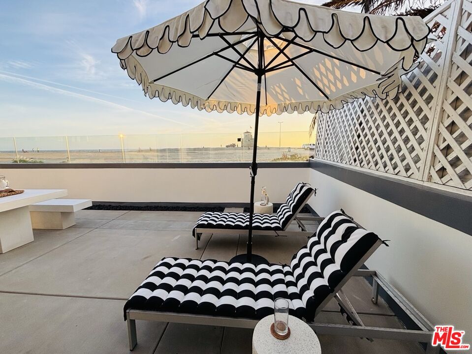 6935 Trolleyway South Playa del Rey, CA 90293 - Photo 15 of 21