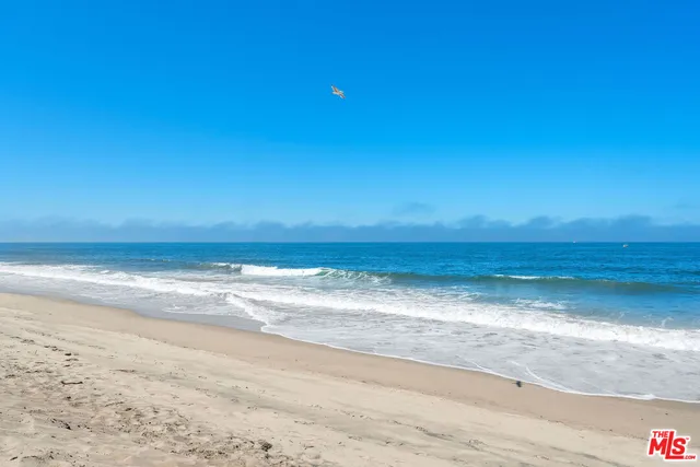 $4,595,000 | 6935 Trolleyway South, Playa del Rey, CA 90293