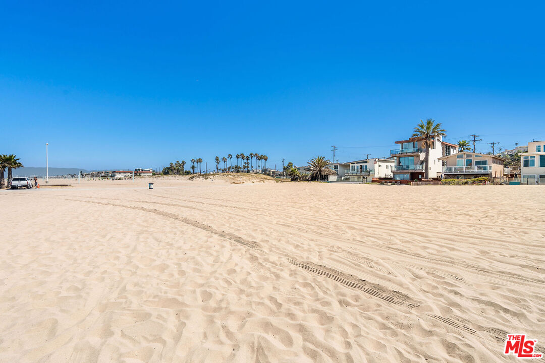 6935 Trolleyway South Playa del Rey, CA 90293 - Photo 19 of 21