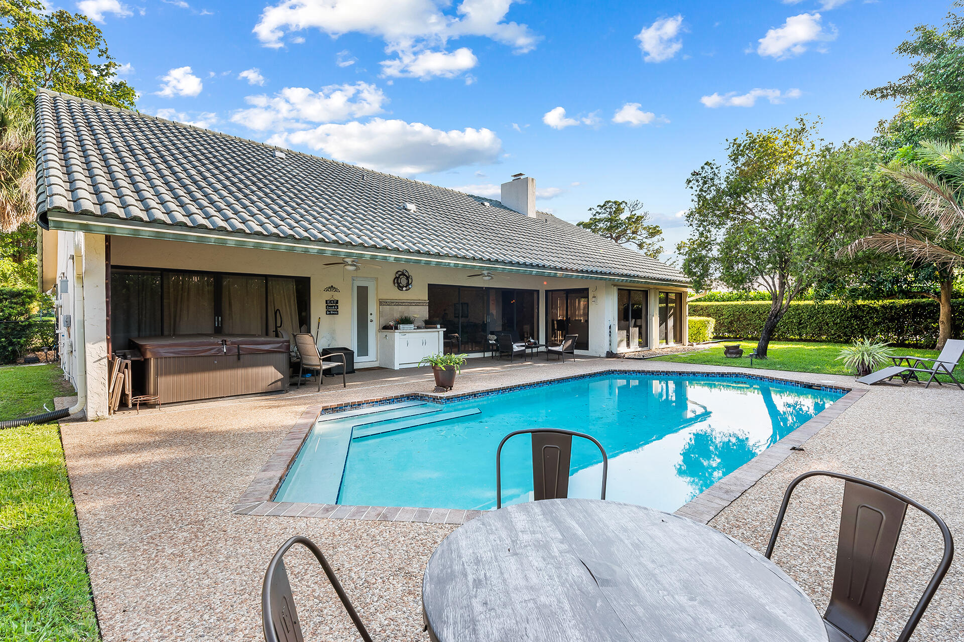 7587 Estrella Circle Boca Raton, FL 33433 - Photo 2 of 35 Pool / Patio