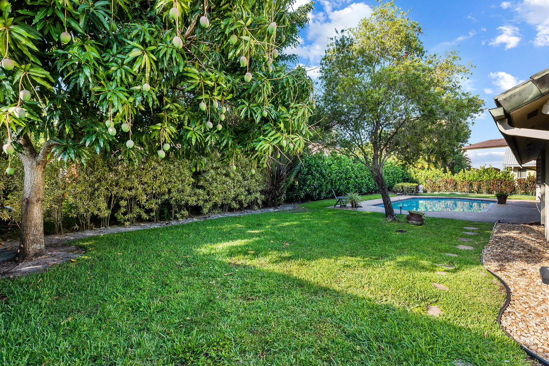 7587 Estrella Circle Boca Raton, FL 33433 - Photo 33 of 35 Yard