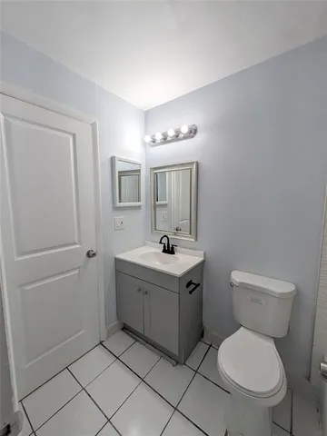 $1,750 | 2221 Northwest 59th Way, Unit 67C, Lauderhill, FL 33313
