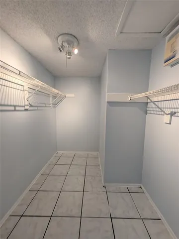 $1,750 | 2221 Northwest 59th Way, Unit 67C, Lauderhill, FL 33313