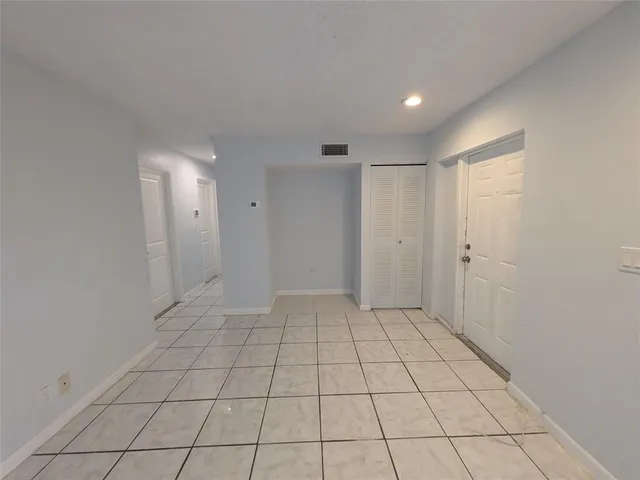 $1,750 | 2221 Northwest 59th Way, Unit 67C, Lauderhill, FL 33313